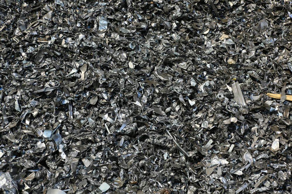Shredded aluminum scrap metal